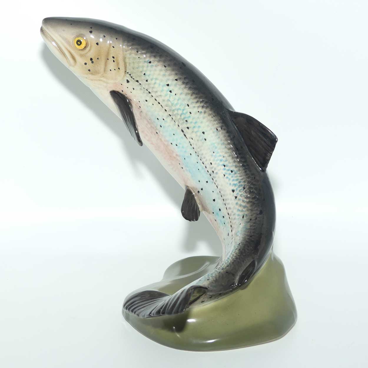 #2066 Beswick Salmon
