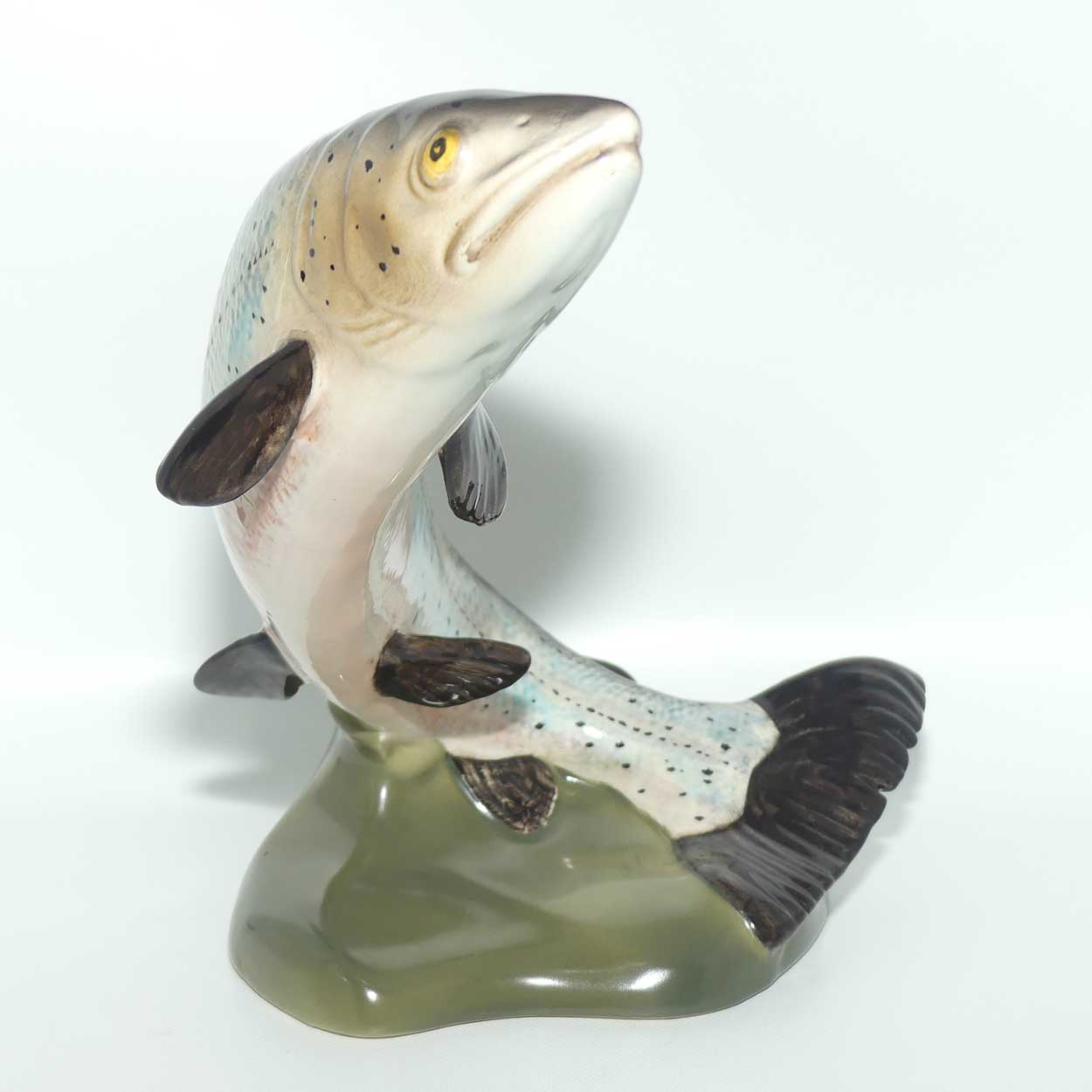 #2066 Beswick Salmon