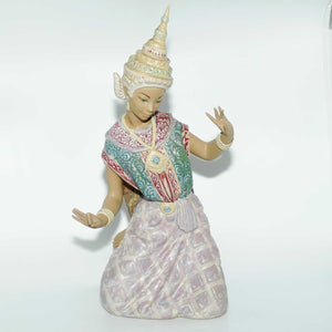 Lladro figure Thai Girl Kneeling | Gres | #2069 | #1