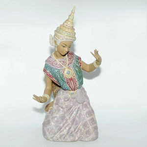 Lladro figure Thai Girl Kneeling | Gres | #2069 | #1