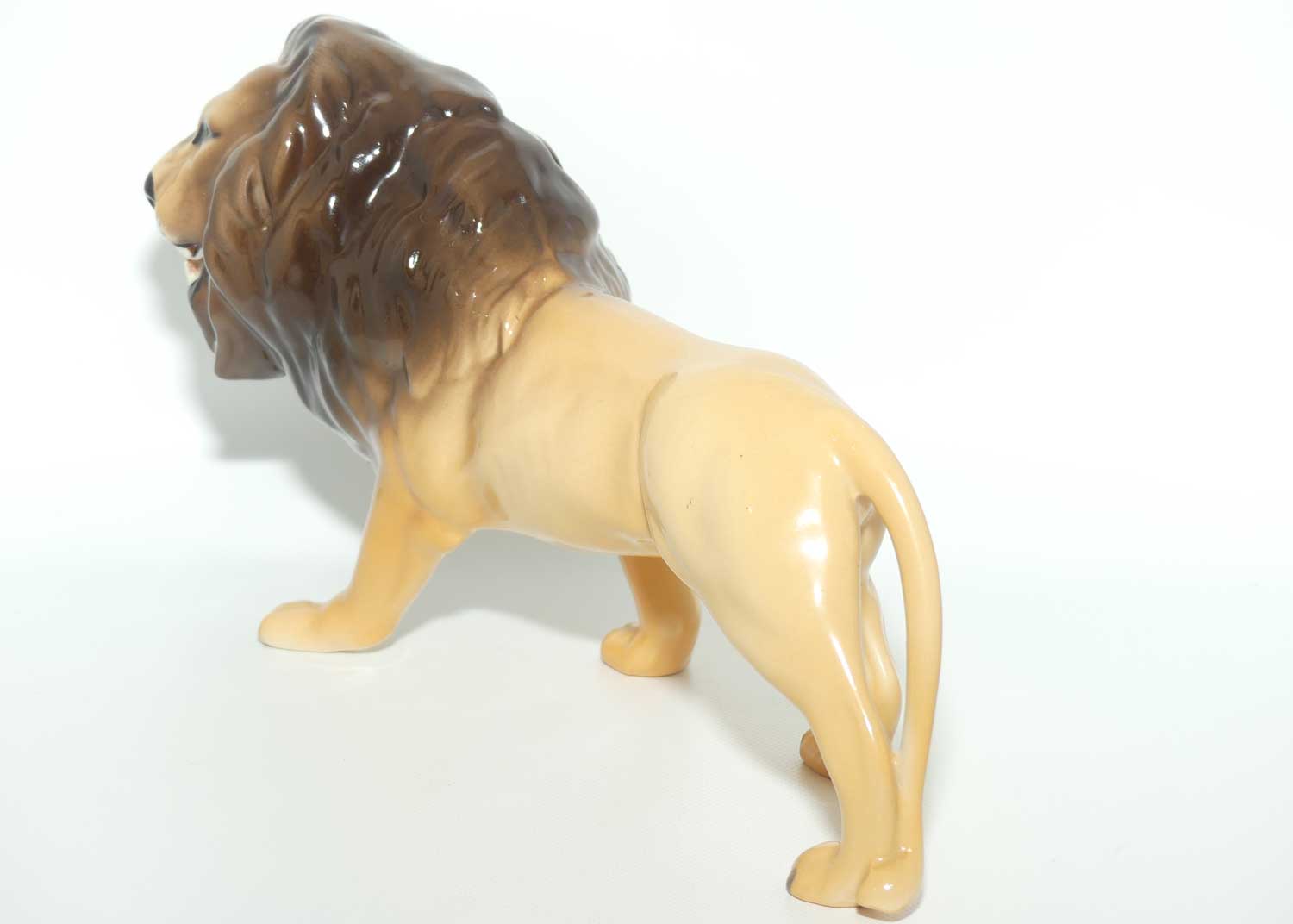 #2089 Beswick Lion | Facing Left | paler colour