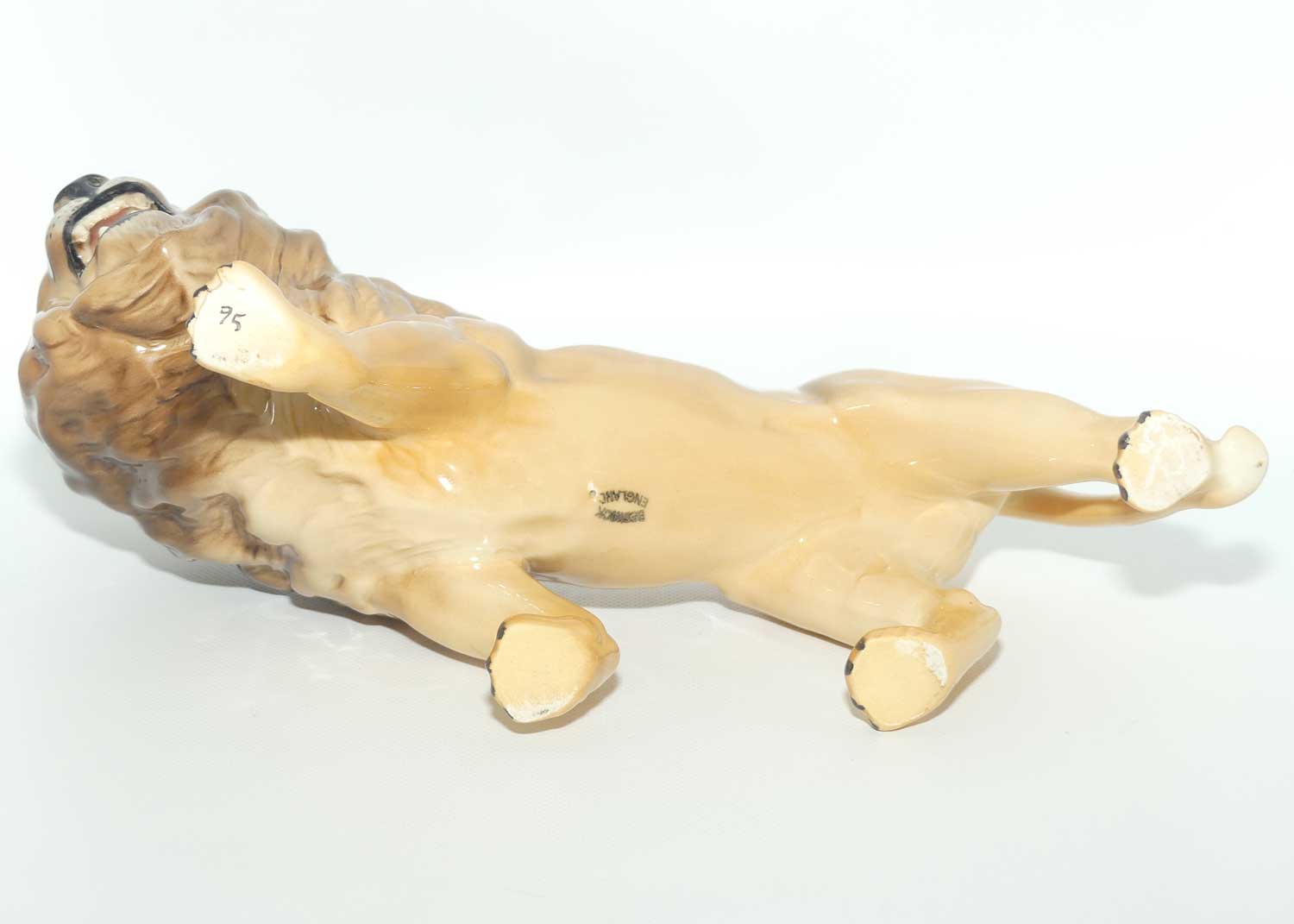 #2089 Beswick Lion | Facing Left | Artist mark on Paw