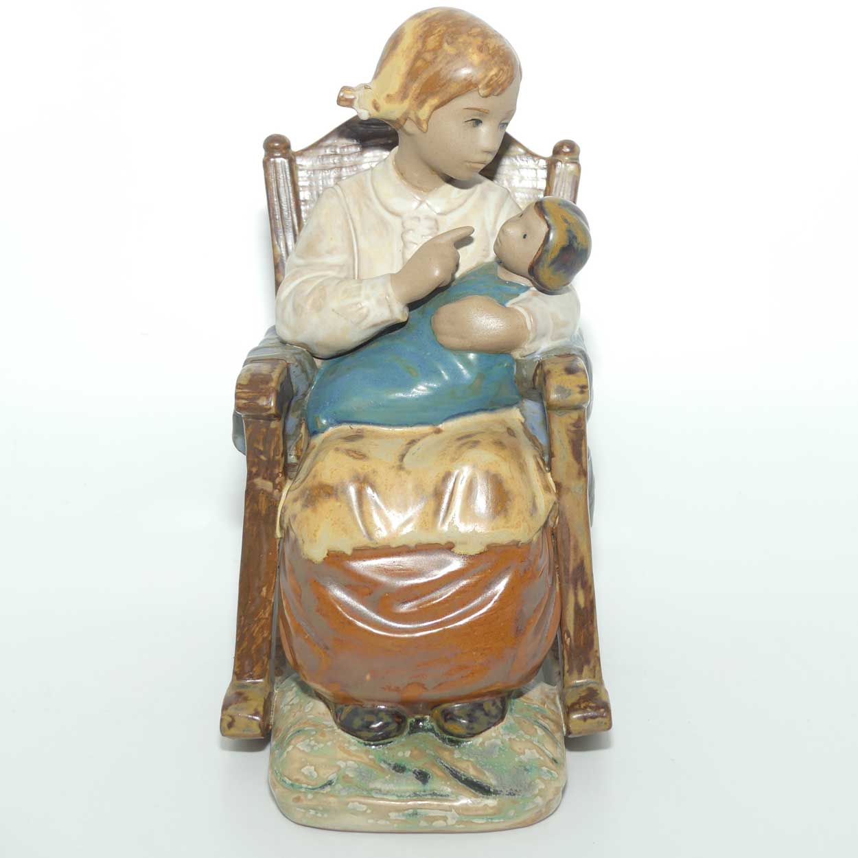 Lladro figure Girl in Rocking Chair (Gres) #2089
