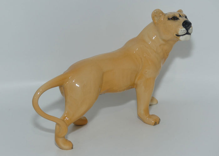 #2097 Beswick Lioness | Facing Right
