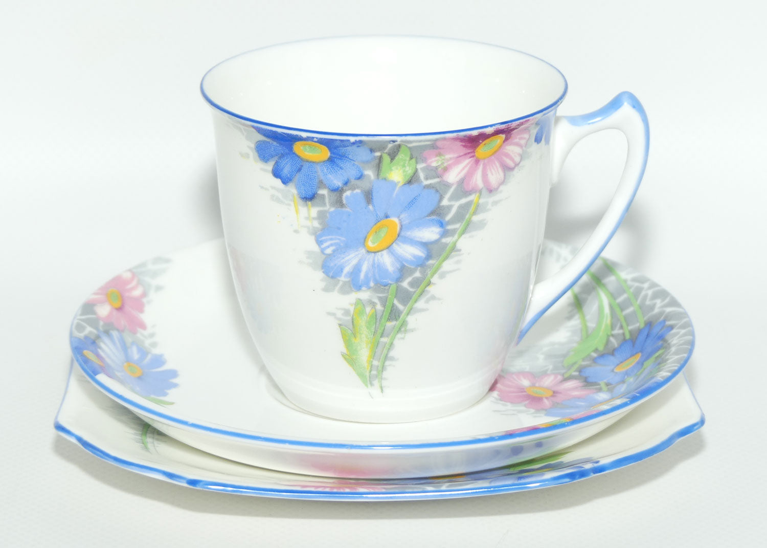 Shelley Strand shape Blue and Pink Daisy pattern trio | Z12216
