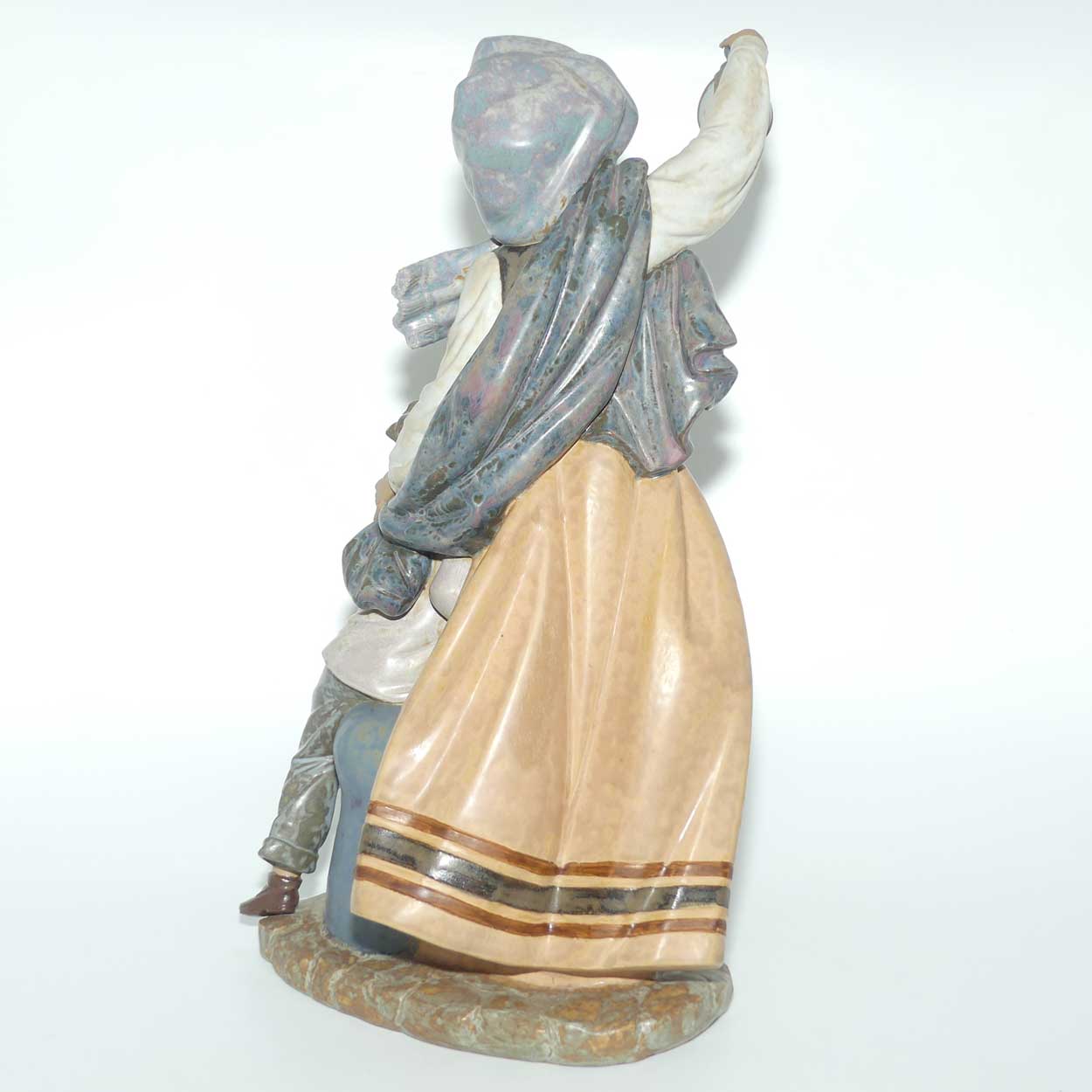 Lladro figure Waiting for Sailor | Gres | 2129