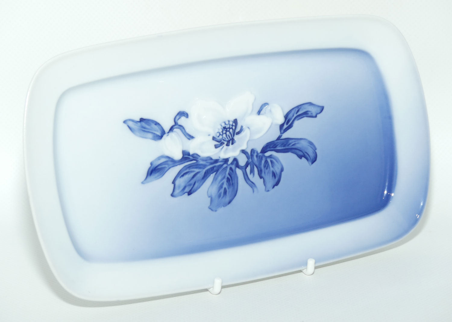 Bing and Grondahl Christmas Rose rectangular tray | #216