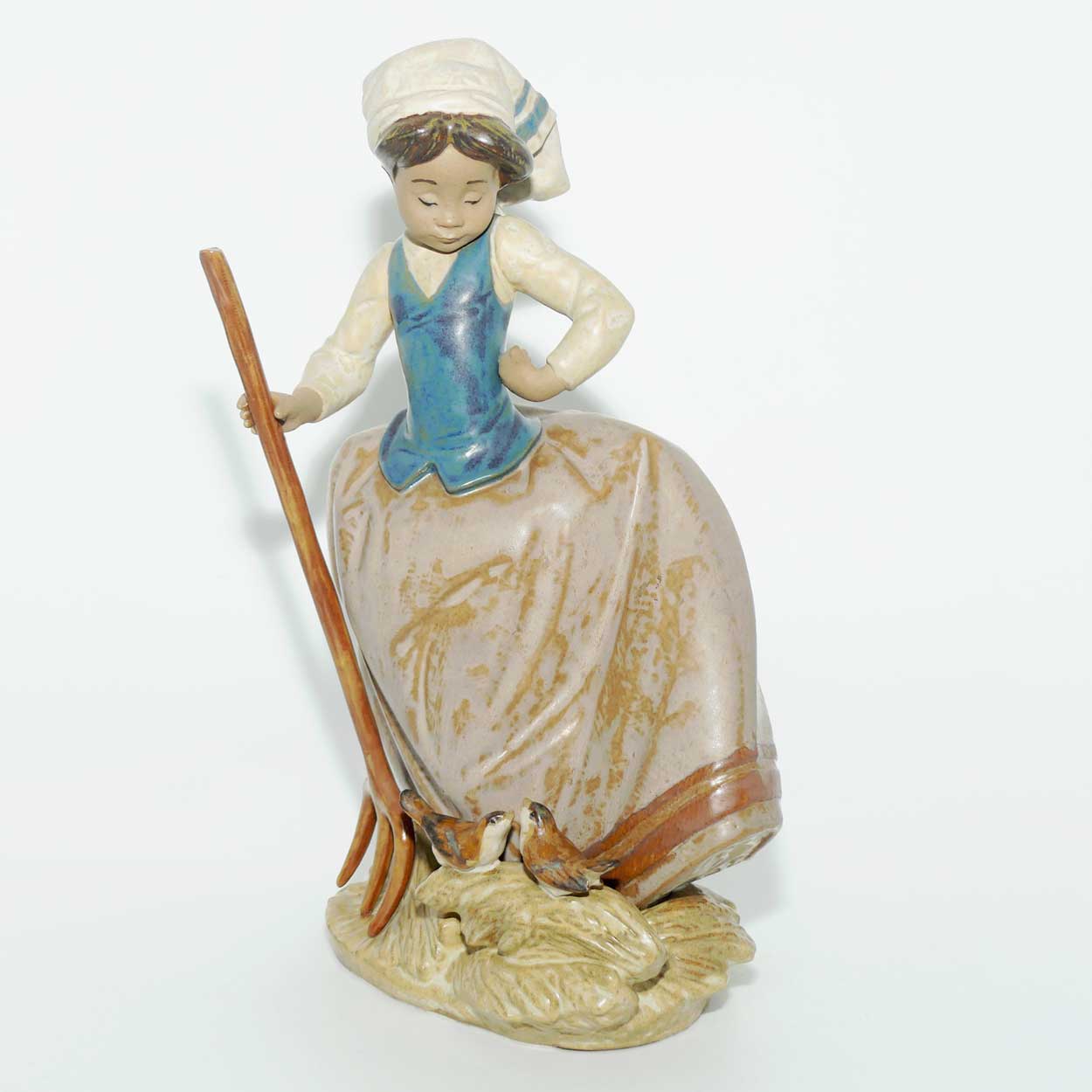 Lladro figure Sharing the Harvest (Gres) #2179