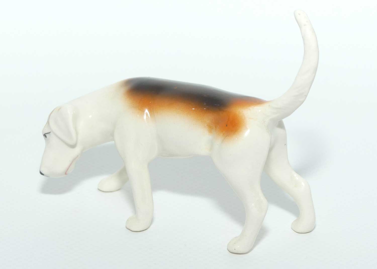 #2264 Beswick Foxhound | Looking Down | Tail Curled | Gloss 