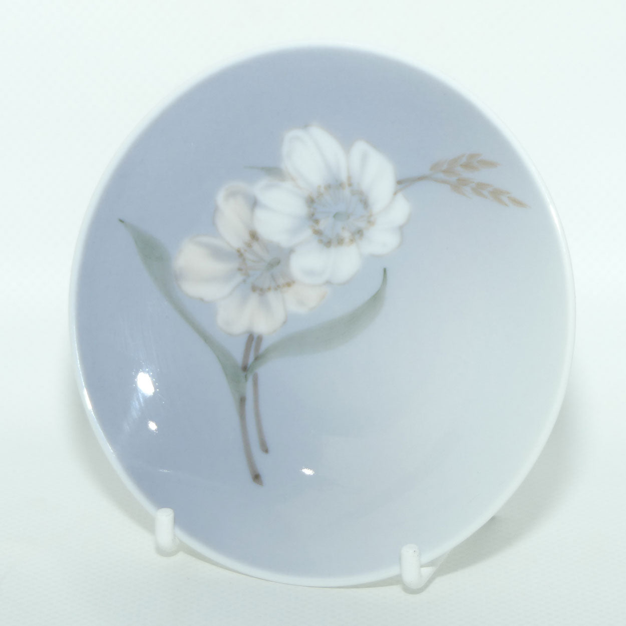Royal Copenhagen round pin dish | Flower and Wheat | #2315