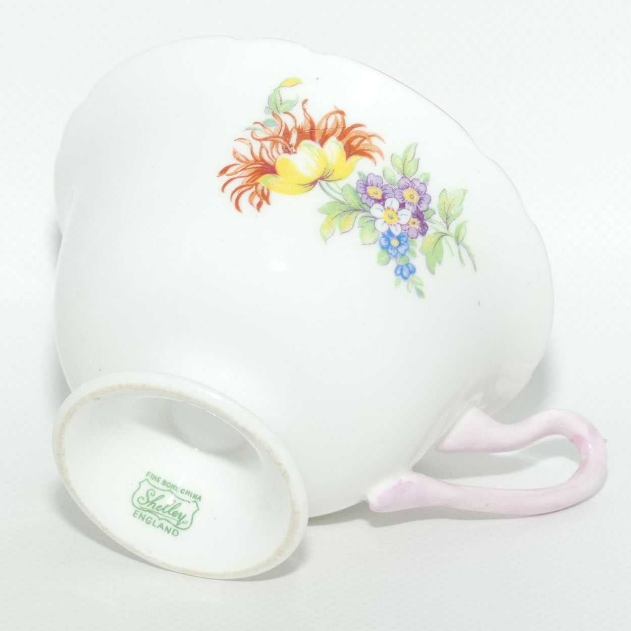 Shelley Gainsborough shape Davies Tulip tea cup | Pink trim