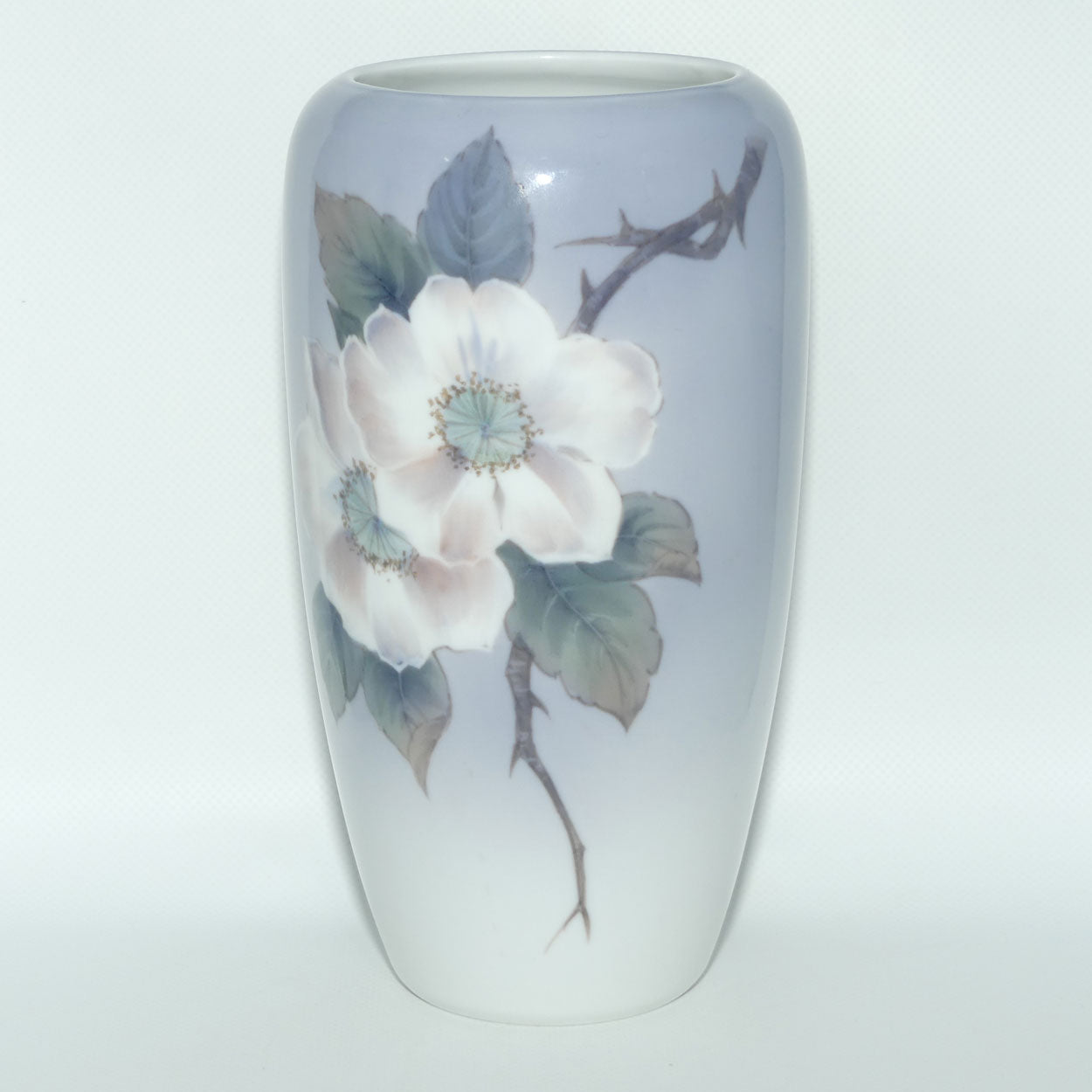 Royal Copenhagen large floral vase | Wild Rose | #2630/1049