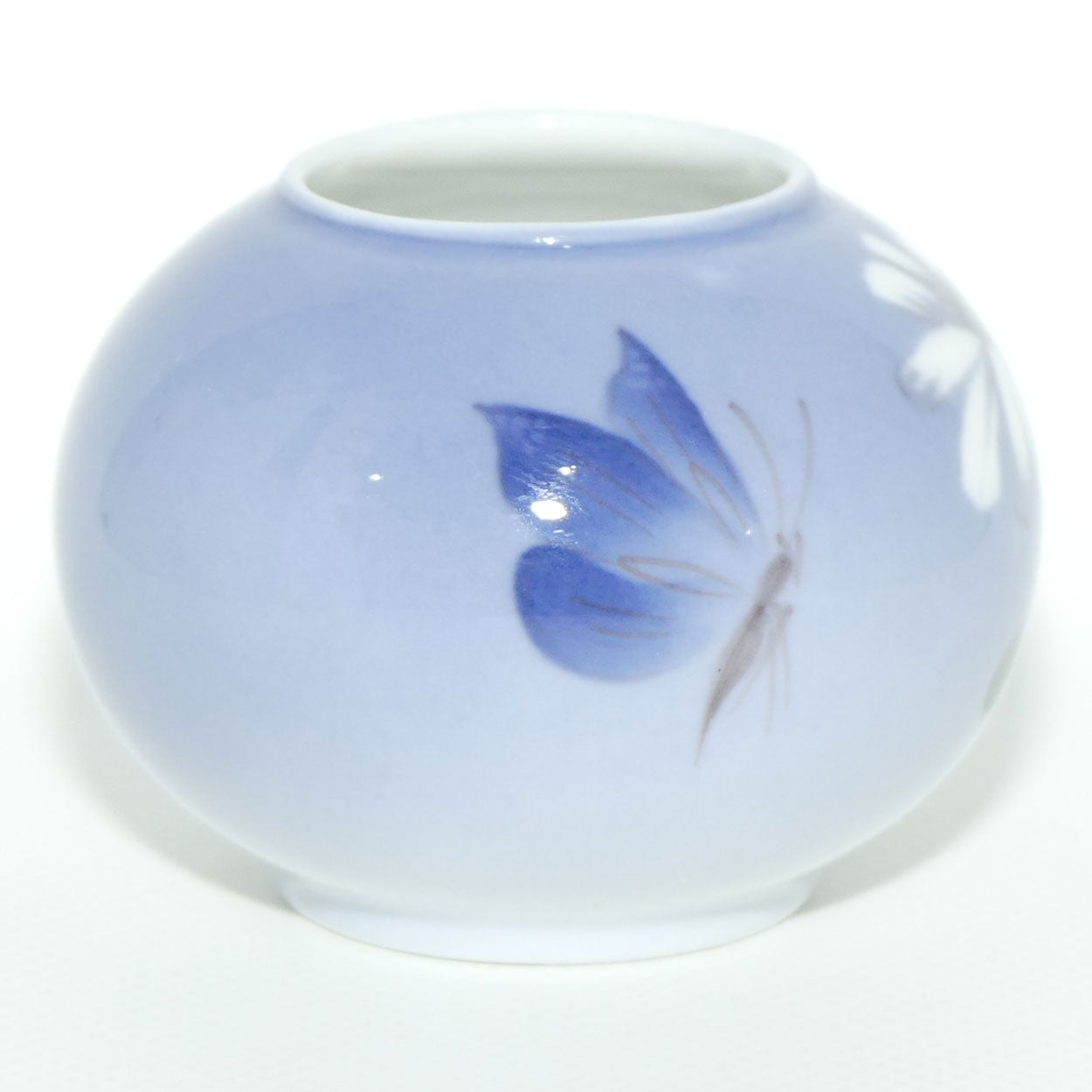 Royal Copenhagen vase | Butterfly and Daisy | #2688