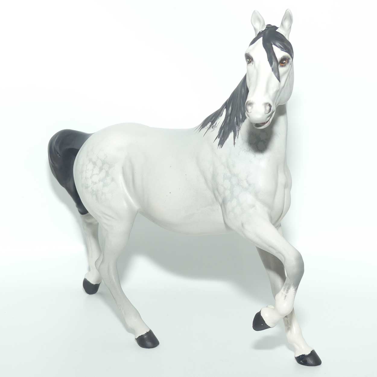 #2688 Beswick Spirit of the Wind (Grey, Matt)