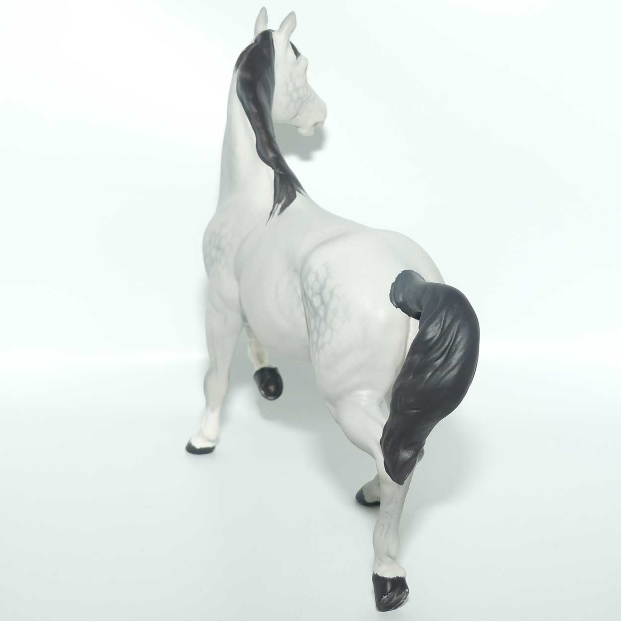 #2688 Beswick Spirit of the Wind (Grey, Matt)