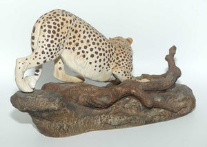 #2725 Beswick Connoisseur series Cheetah on Rock