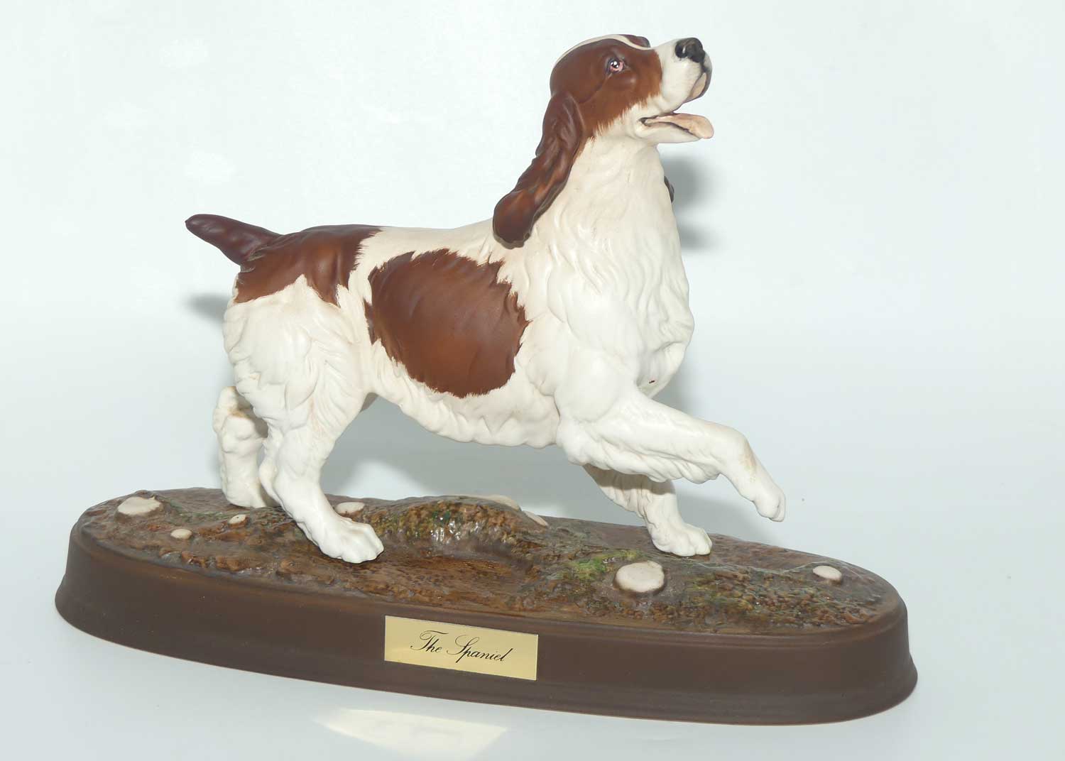 #2980 Beswick The Spaniel (Matt; Ceramic plinth)