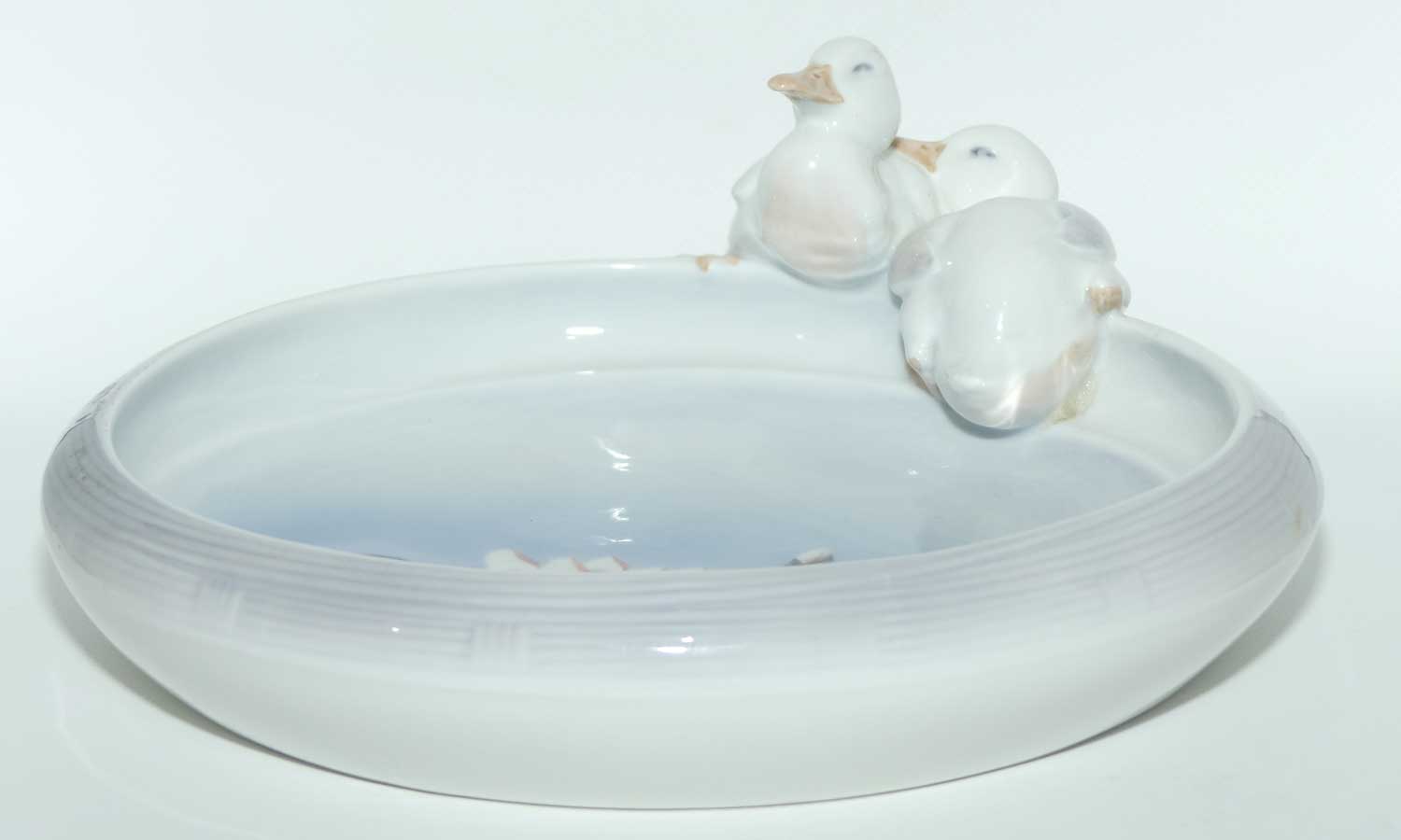 Royal Copenhagen float bowl with Duck Pond style | Pair of Ducks and Waterlily | #358