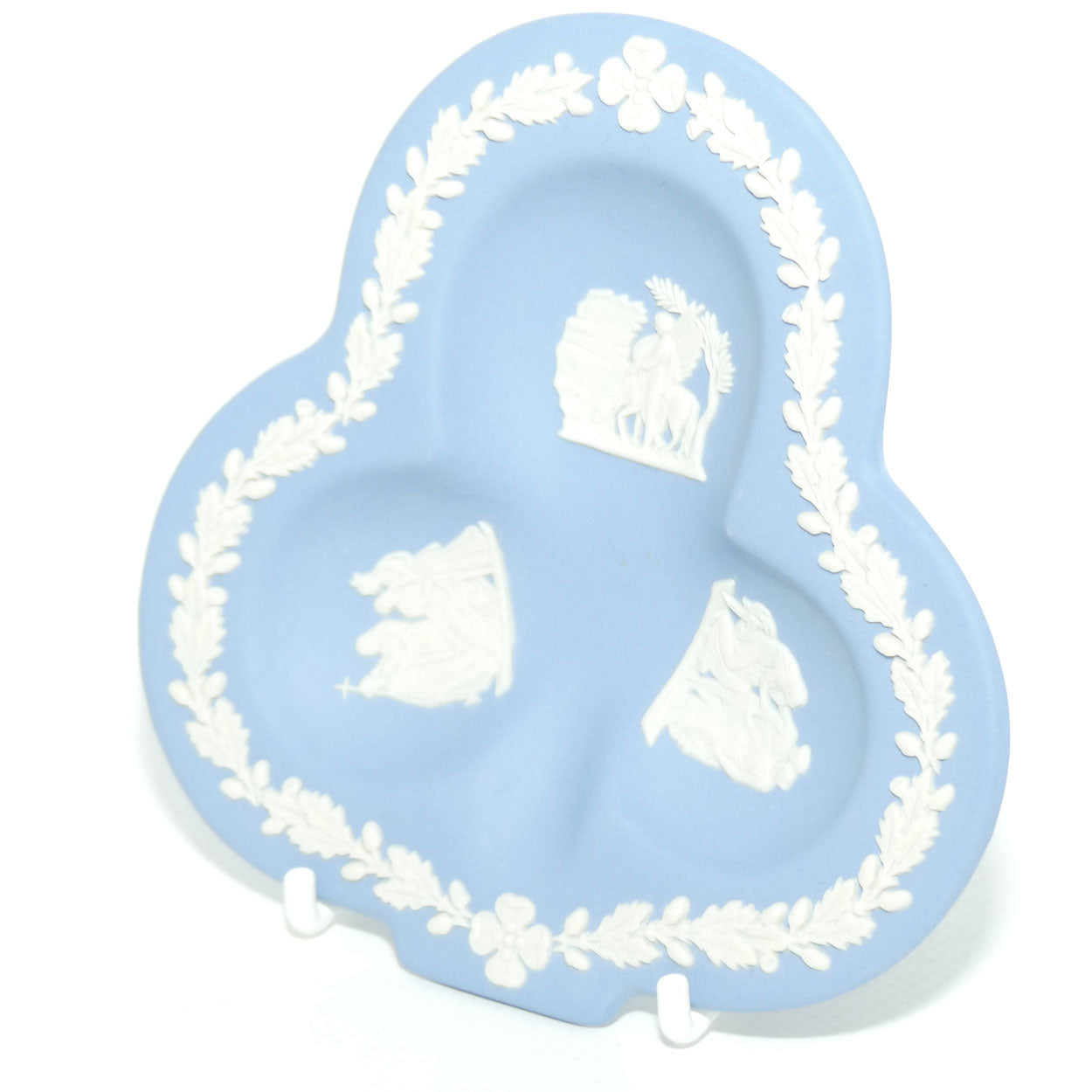 Wedgwood Jasper | White on Pale Blue | Clubs shape dish | #3