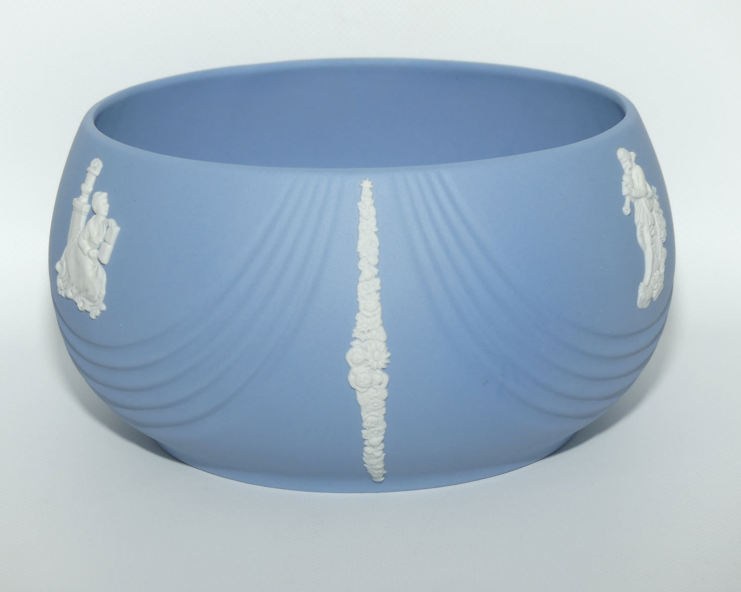 Wedgwood Jasper | White on Pale Blue bowl | 3 Cameo Scenes | Curved design | 22cm diam