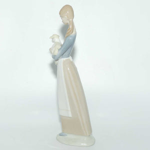 Lladro figure Young Girl with Lamb | #4505 | #2