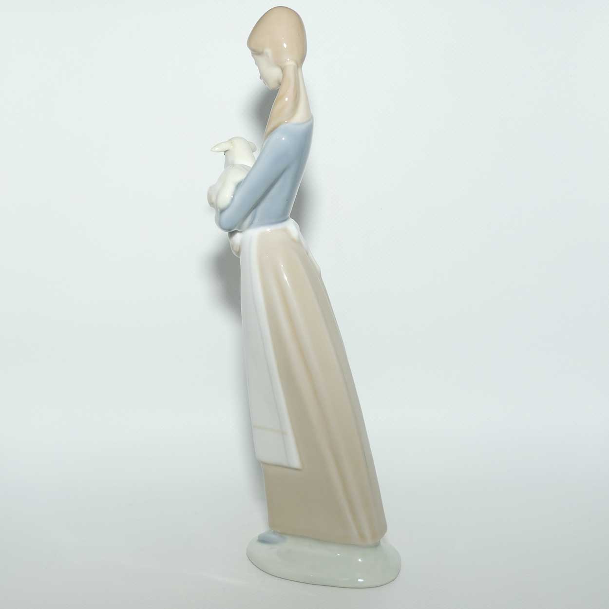 Lladro figure Young Girl with Lamb | #4505