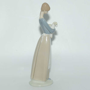 Lladro figure Young Girl with Lamb | #4505 | #2