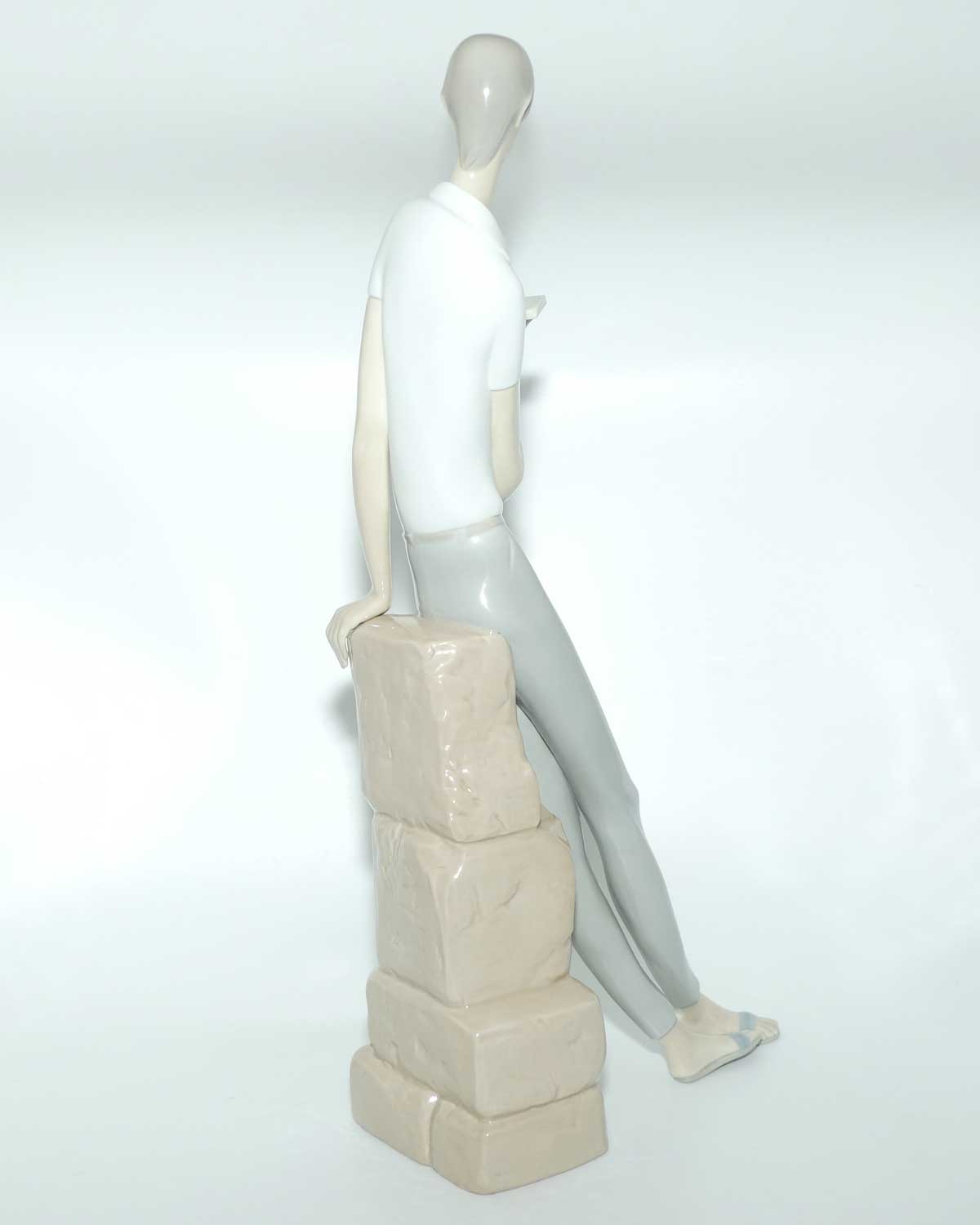 Lladro figure Boy Student | Gloss | #4517
