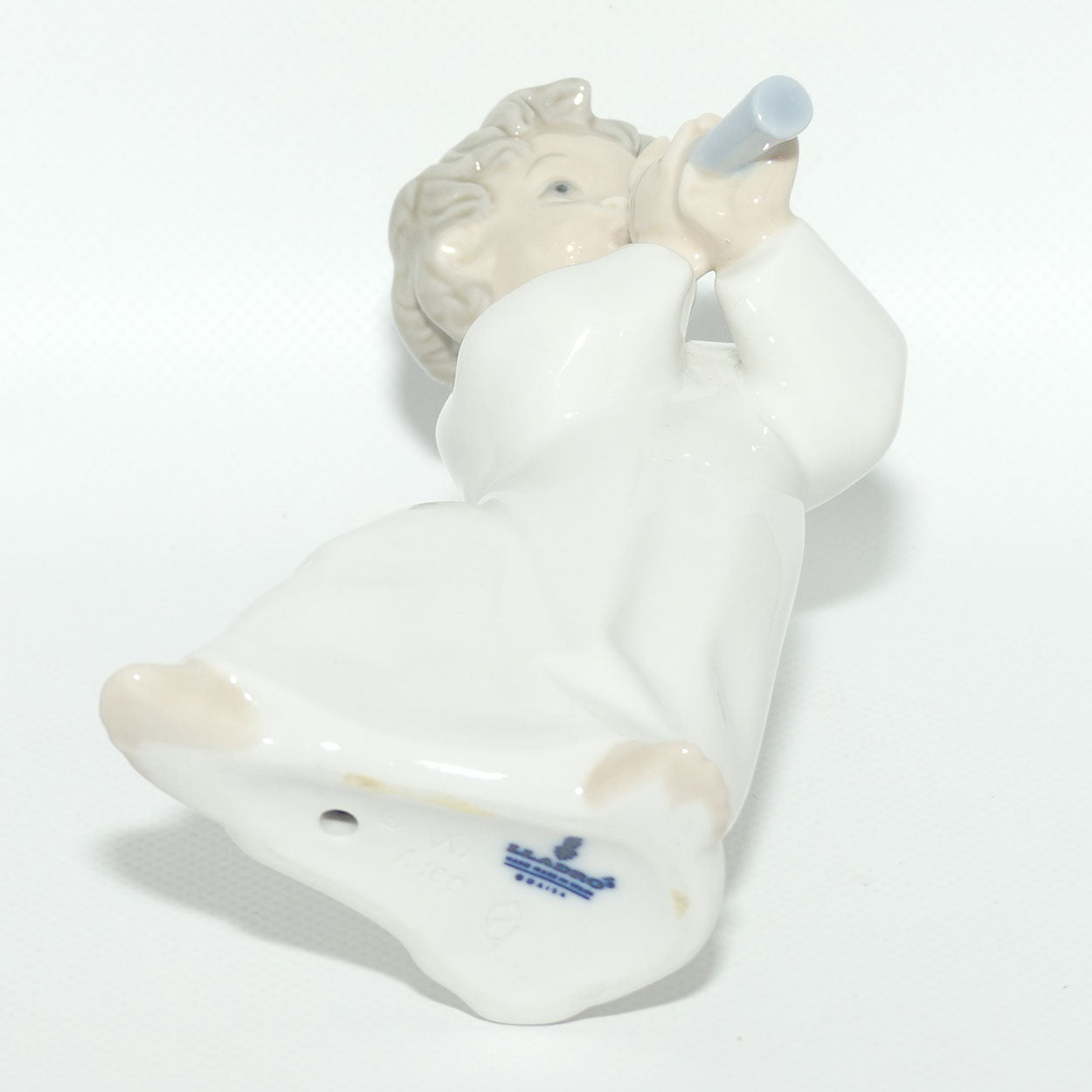 Lladro figure Angel with Flute | Angel Standing | #4540 | #2
