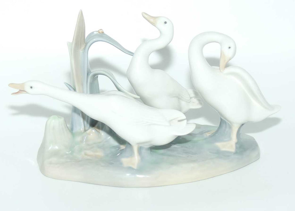 Lladro Three Geese figure group #4549