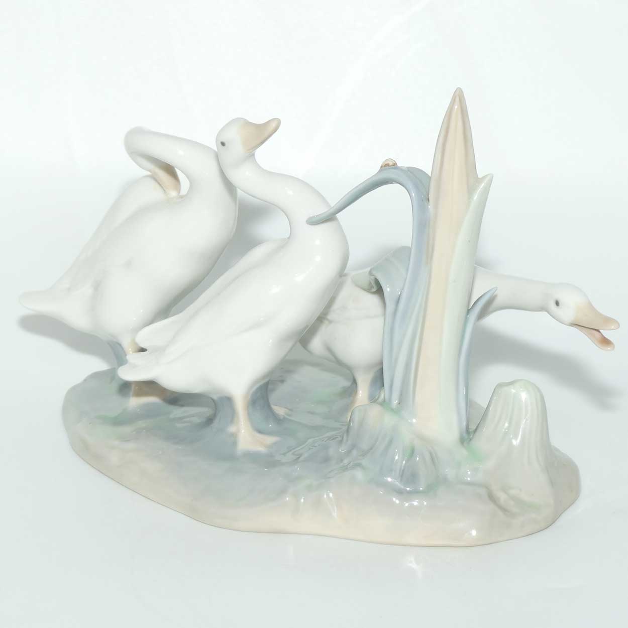 Lladro Three Geese figure group #4549