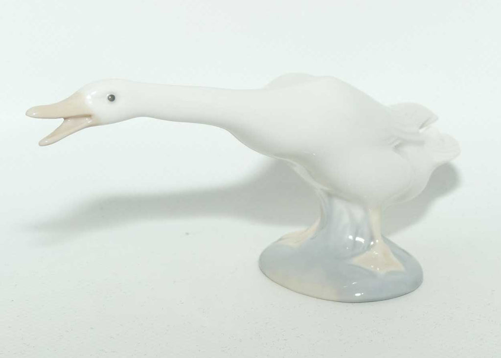 Lladro figure Little Duck #4551 | Neck Out | #1