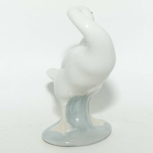 Lladro figure Little Duck #4553 | Beak in Wing | #1