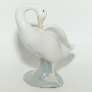 Lladro figure Little Duck #4553 | Beak in Wing | #1