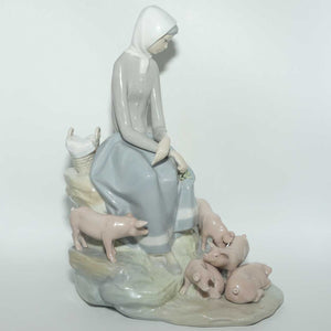 Lladro figure Girl with Piglets #4572