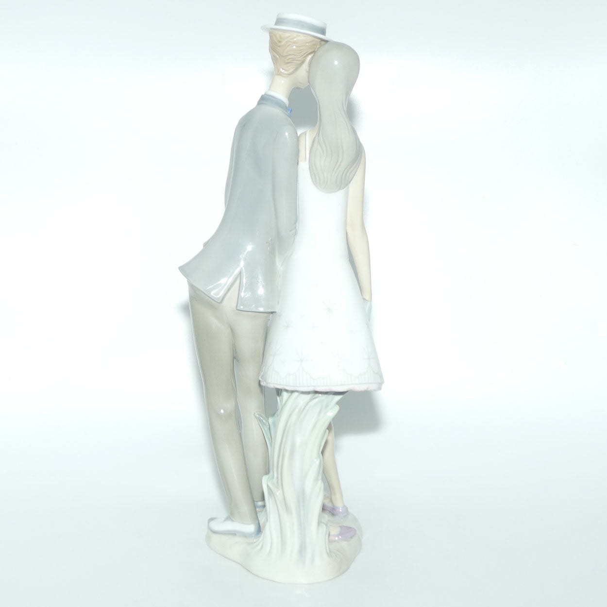 Lladro figure Sweethearts | #4598
