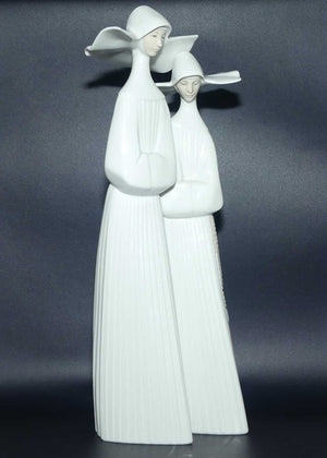 Lladro figure Nuns #4611