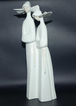 Lladro figure Nuns #4611