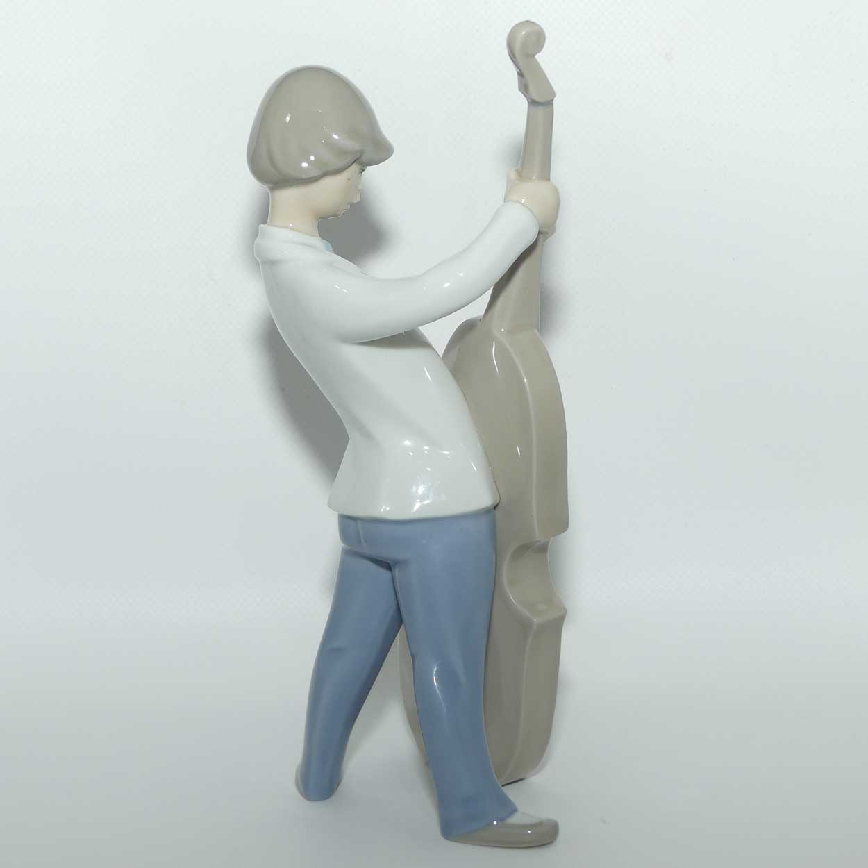 Lladro figure Boy with Double Bass | Gloss | #4615