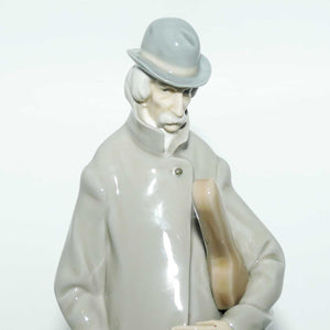 Lladro figure Old Man with Violin #4622