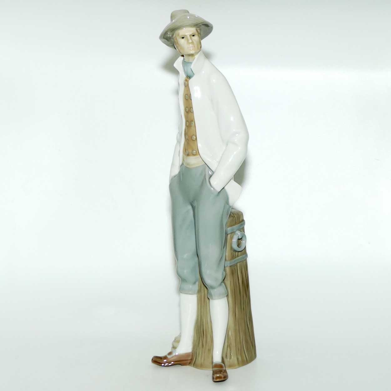 Lladro figure Sailor | Tall | Gloss | #4657