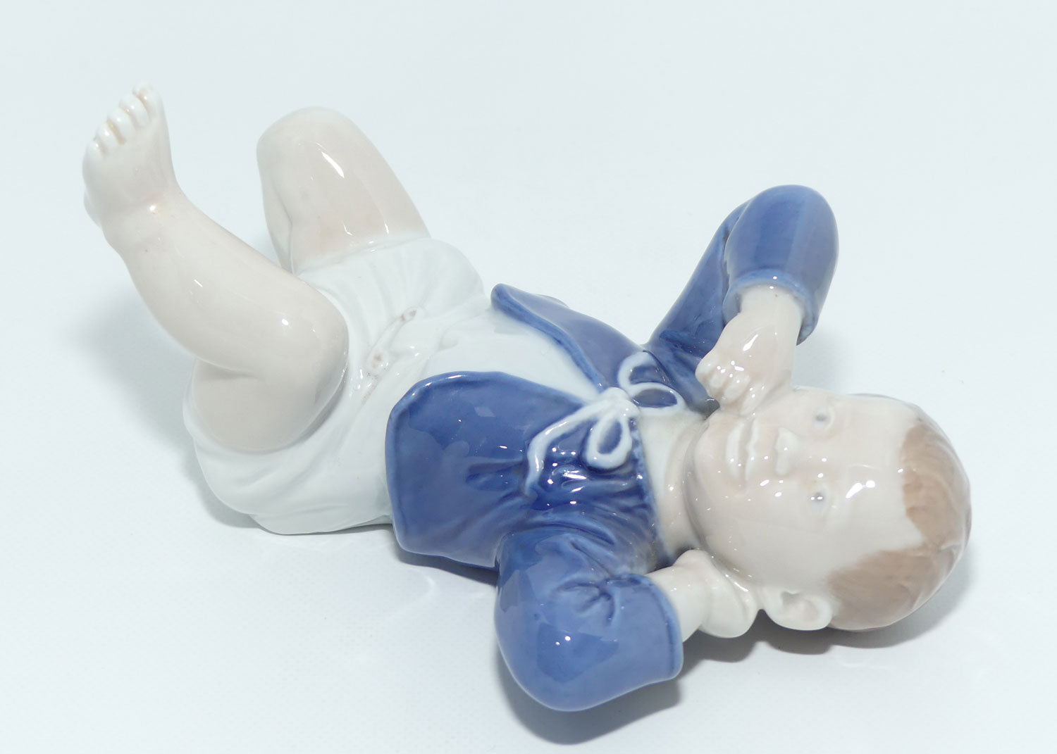 Royal Copenhagen Denmark figure 4669 | Baby Lying on Back