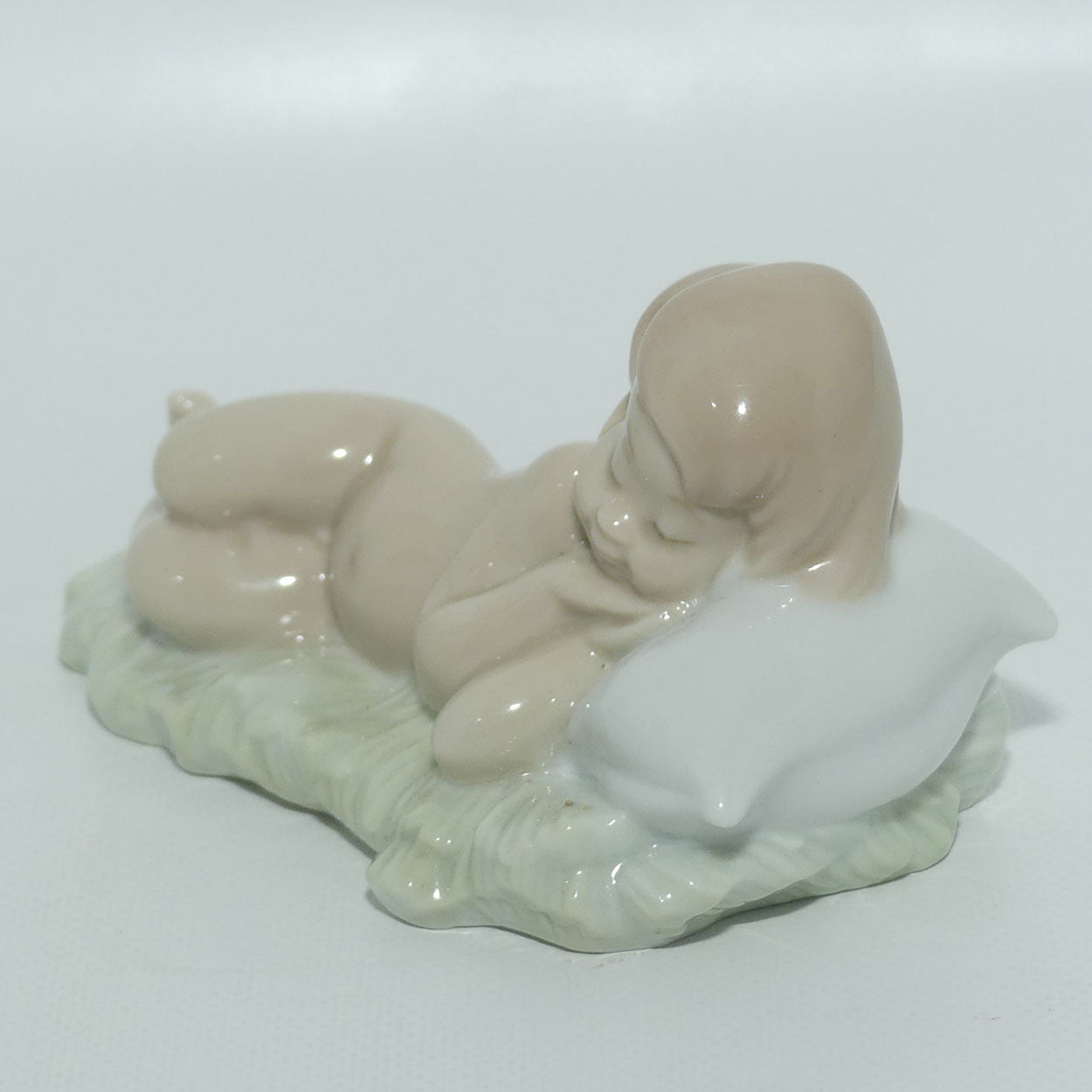 Lladro figure Baby Jesus #4670