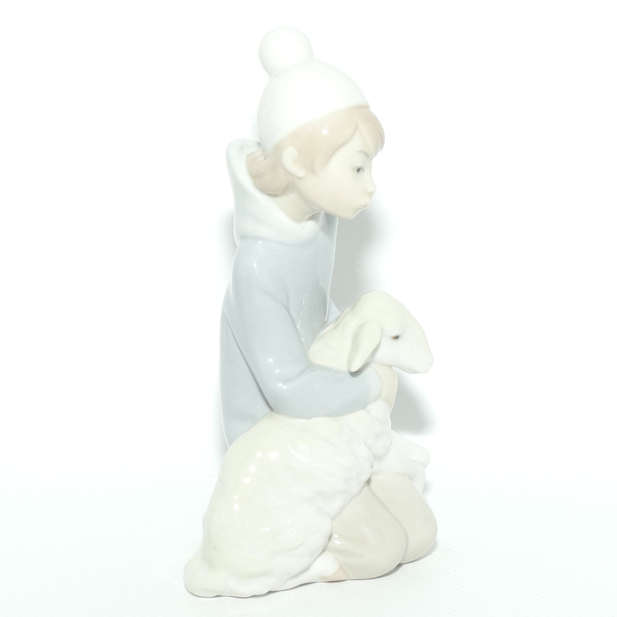 Lladro figure Shepherd with Lamb | #4676 | #2