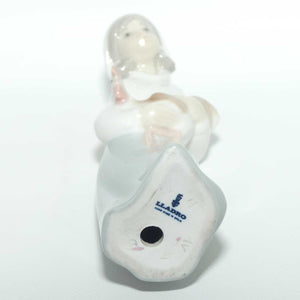 Lladro figure Girl with Rooster | #4677