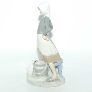 Lladro figure Girl with Milk Pail #4682