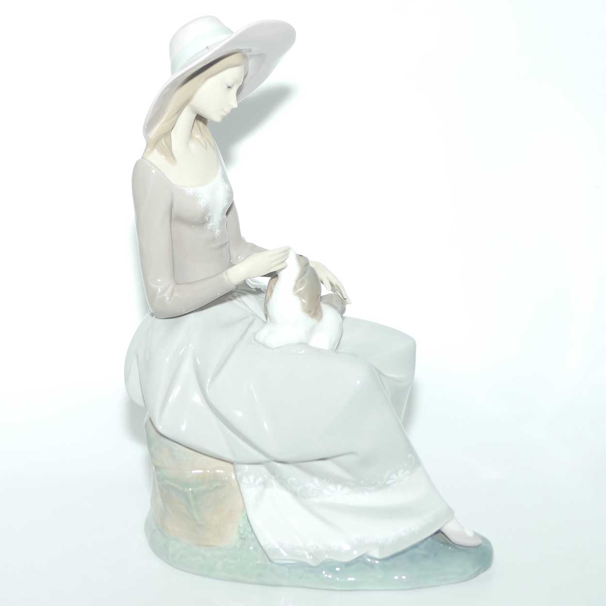 Lladro figure Girl with Dog | Gloss | #4806