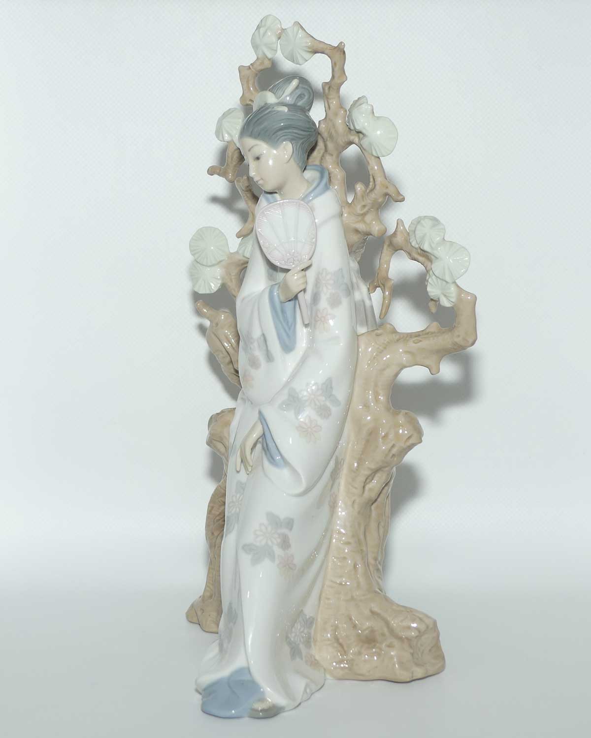 Lladro figure Geisha | #4807