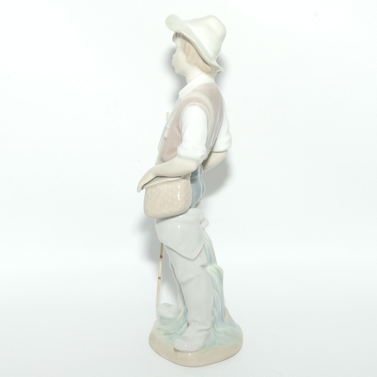 Lladro figure Going Fishing | Gloss | #4809