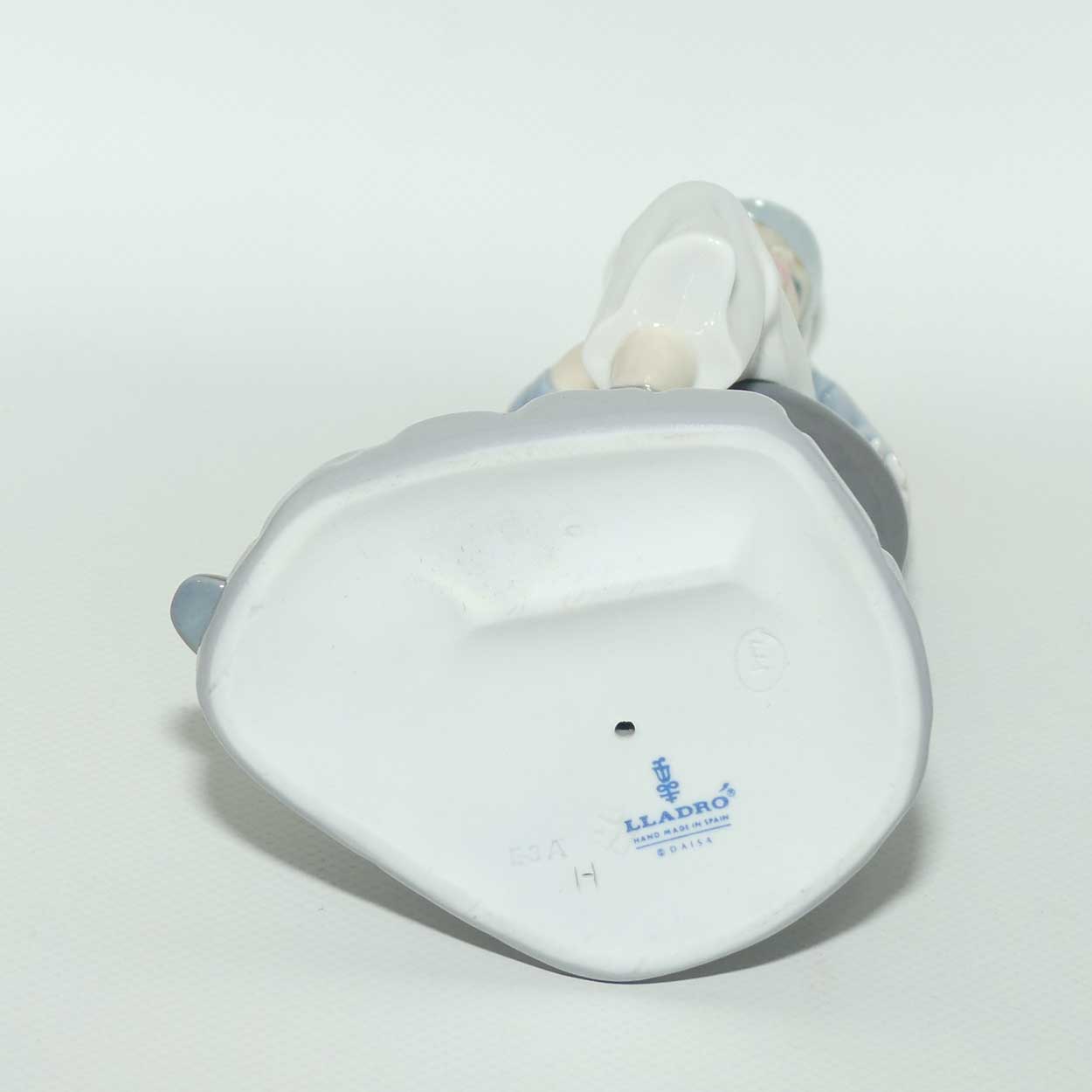 Lladro figure Boy with Yacht | Young Sailor | #4810 | #2